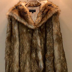 Donna Salyers Fabulous Furs Gold Fox Jacket